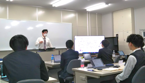 Good manners training Phot