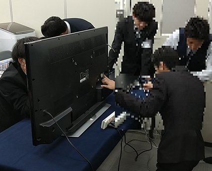 LCD TV technical skills training Phot