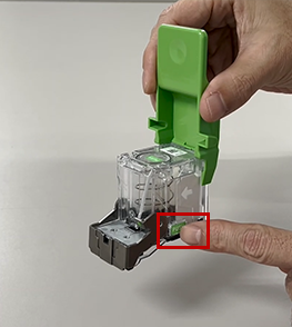 ステープルのカートリッジを交換する方法が知りたい。（BP-FN14